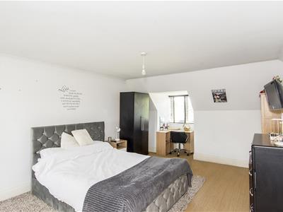 Bedroom Four Photo 2